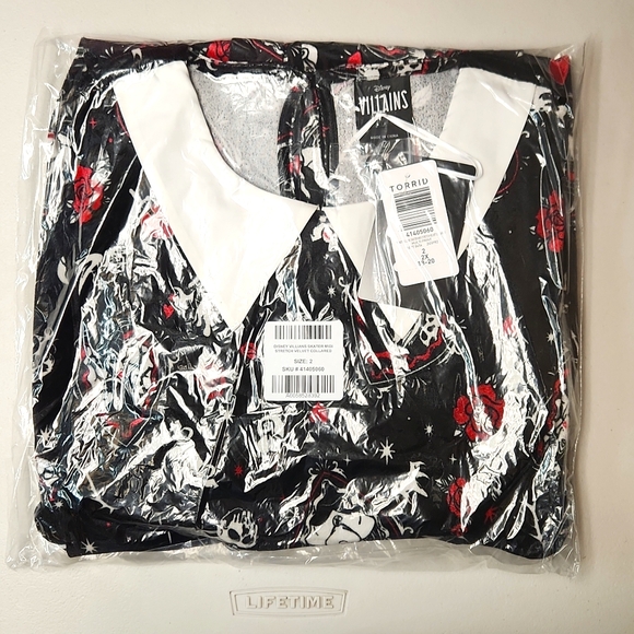 ❤️NWT VINTAGE TORRID DISNEY VILLAINS POCKETS SKATER DRESS - STRETCH VELVET - Picture 10 of 16